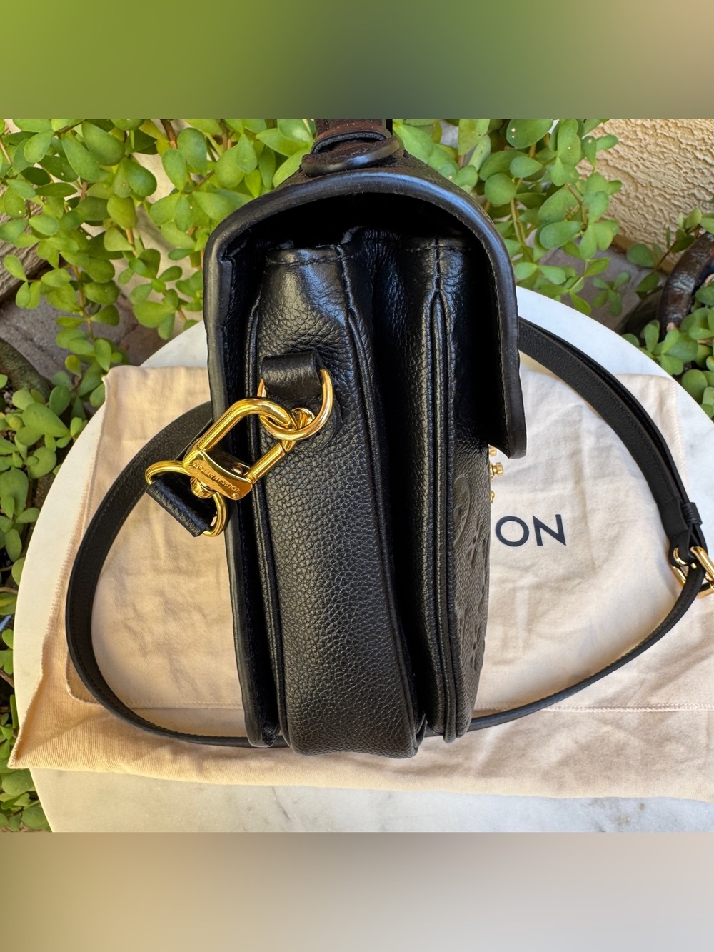 Louis Vuitton Empreinte Leather Métis Crossbody - Picture 8 of 14
